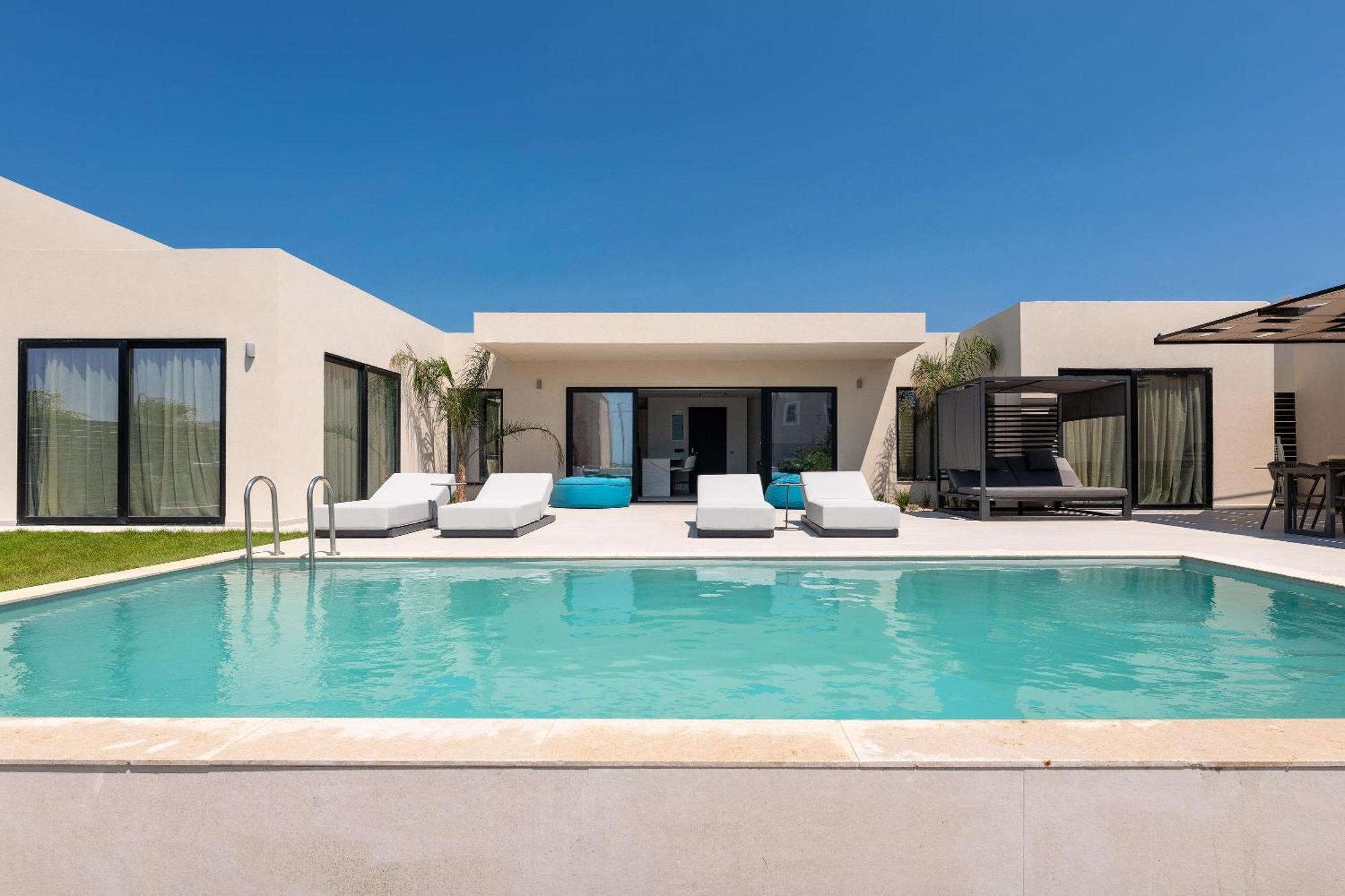 Trapezia Luxury Living Vila *